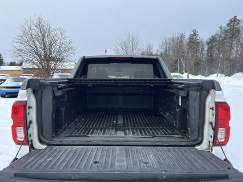 Used 2017 Chevrolet Silverado 1500 LT image 9