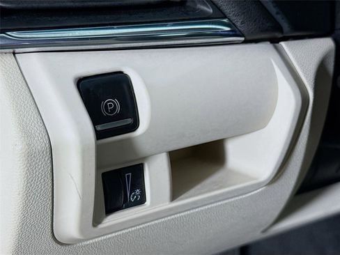 Used 2023 Cadillac CT4 Luxury w/ Sun And Sound Package image 11