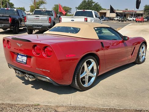 Used 2012 Chevrolet Corvette Convertible w/ 3LT Preferred Equipment Group RWD image 3