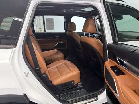 Used 2024 Kia Telluride SX X-Pro image 17