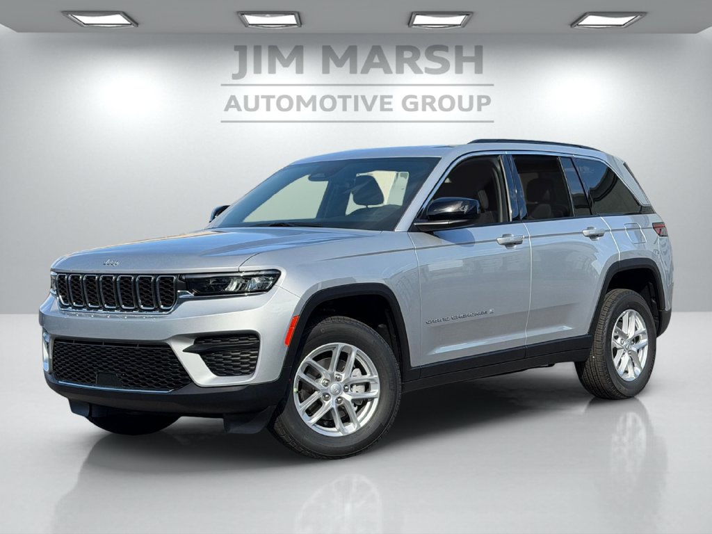 New 2026 Jeep Grand Cherokee Laredo X AWD/4WD image 2