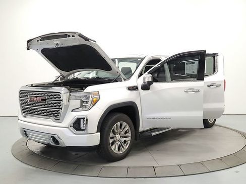 Used 2021 GMC Sierra 1500 Denali w/ Driver Alert Package II AWD/4WD image 11