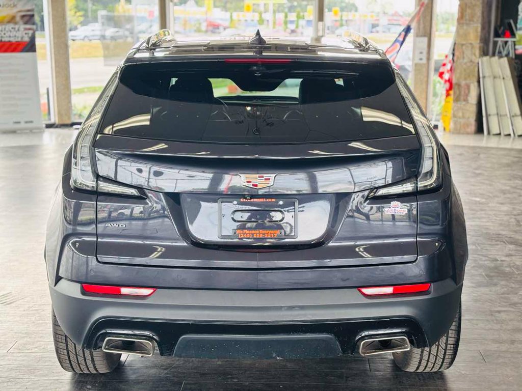 Used 2022 Cadillac XT4 Sport w/ Enhanced Visibility Package AWD/4WD image 8