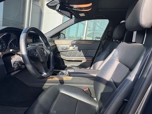 Used 2011 Mercedes-Benz E 350 4MATIC Wagon image 10