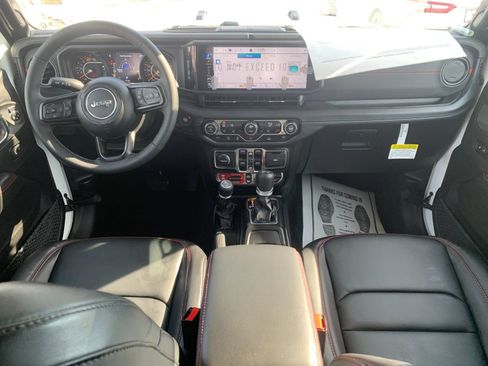 New 2026 Jeep Wrangler Unlimited Rubicon image 15