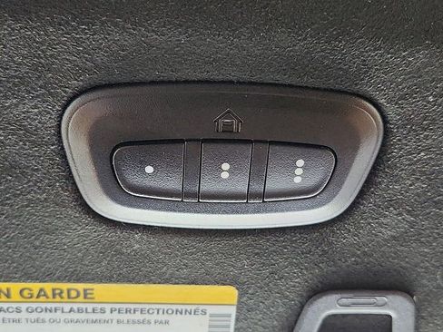 Used 2023 Jeep Grand Cherokee L Summit AWD/4WD image 22