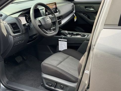 New 2026 Nissan Rogue SV AWD/4WD image 11