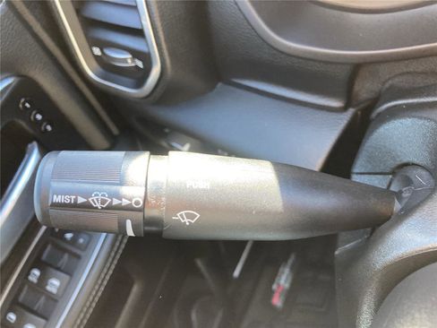 Used 2024 RAM 2500 Laramie image 22