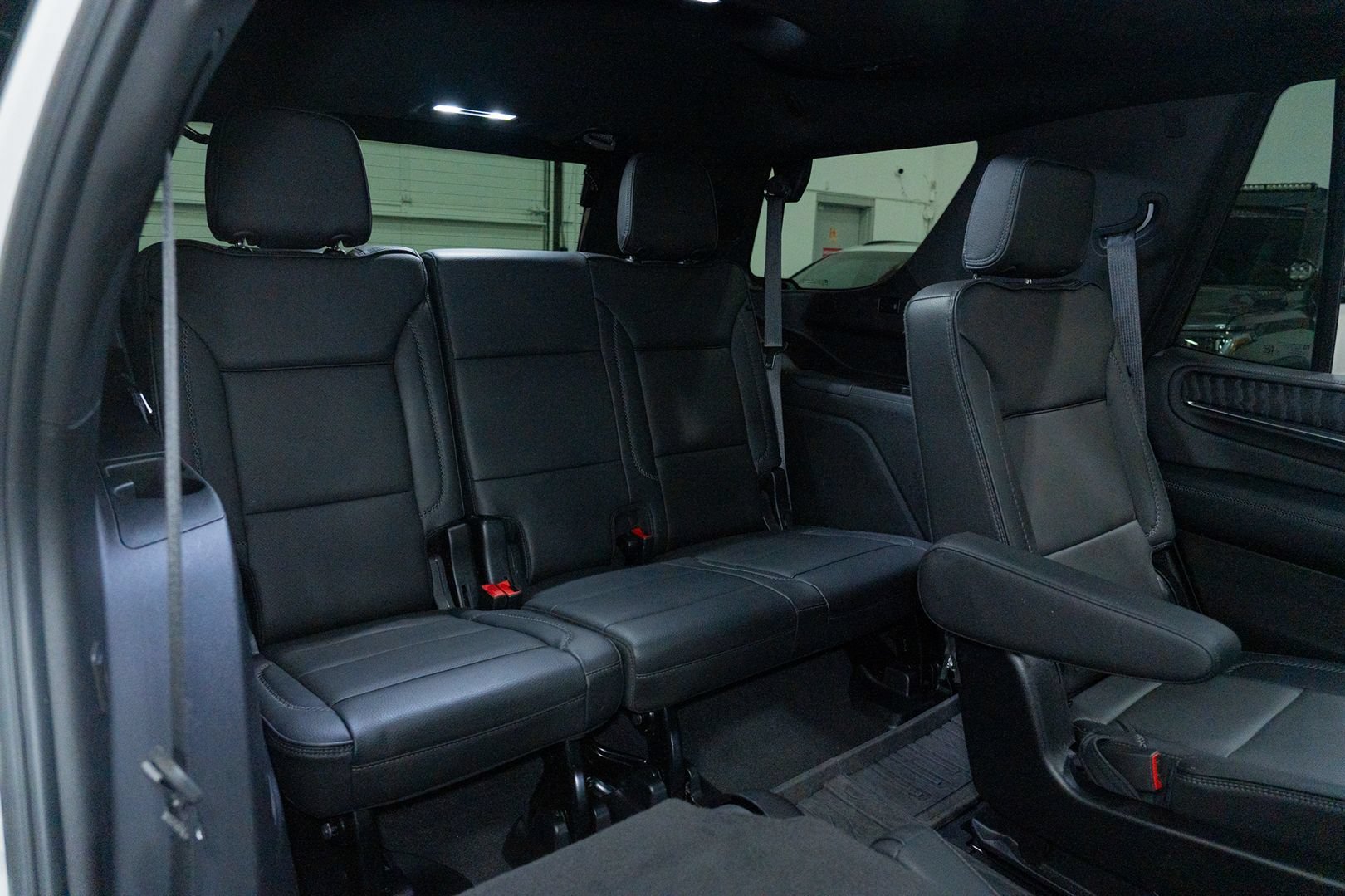 Used 2024 GMC Yukon Denali AWD/4WD image 38