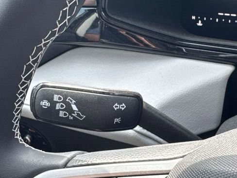 New 2026 Volkswagen Taos S FWD image 22