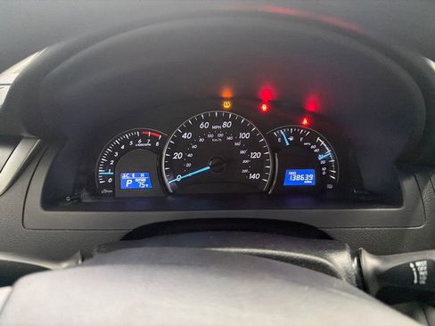 Used 2012 Toyota Camry LE image 25
