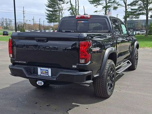 New 2026 Chevrolet Colorado Trail Boss AWD/4WD image 2