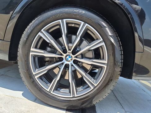 Used 2021 BMW X5 xDrive40i w/ M Sport Package AWD/4WD image 23