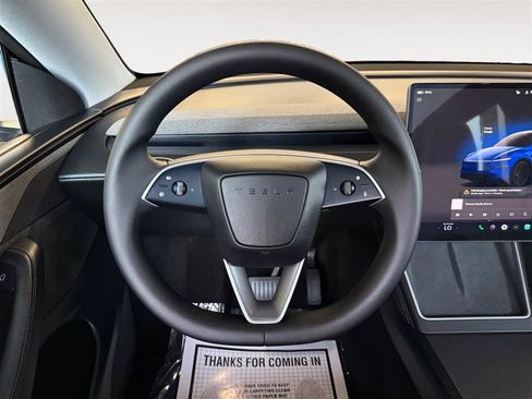 Used 2026 Tesla Model Y Long Range AWD/4WD image 13