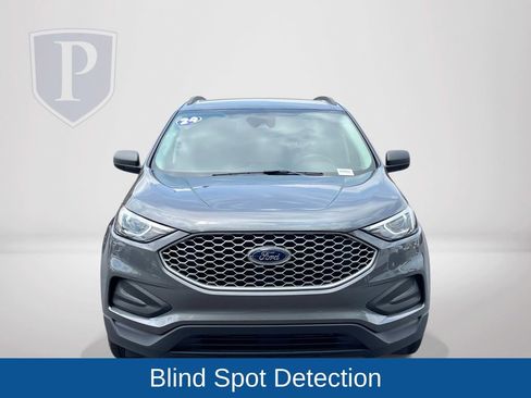 Used 2024 Ford Edge SE AWD/4WD image 3