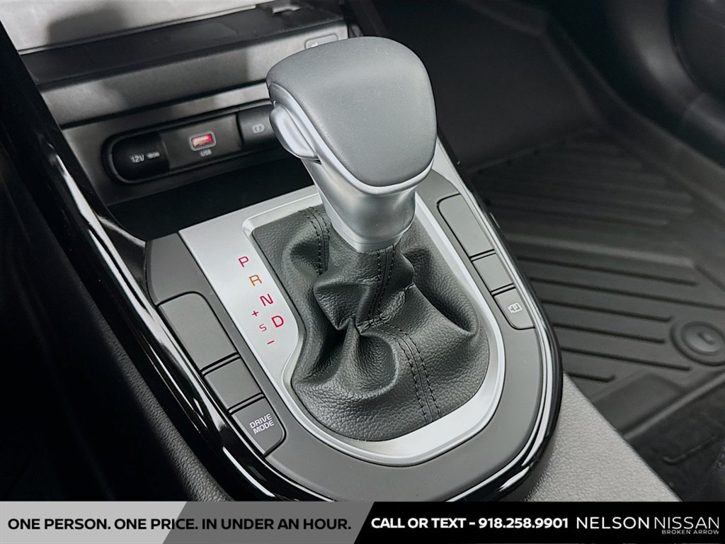 Used 2024 Kia Forte GT-Line w/ GT-Line Premium Package FWD image 17