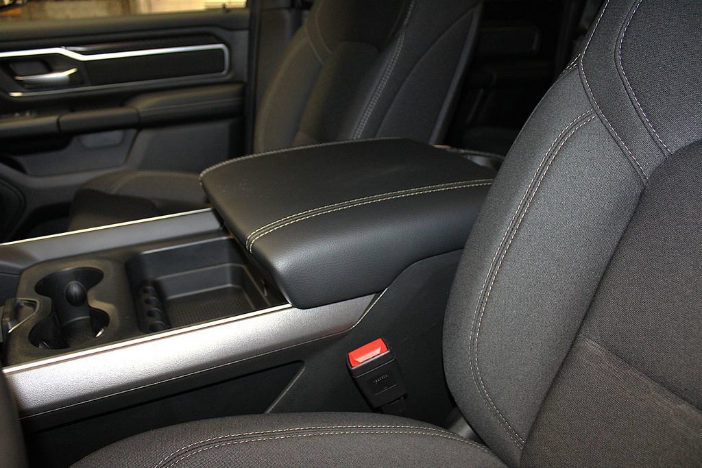 New 2026 RAM 1500 Big Horn AWD/4WD image 23