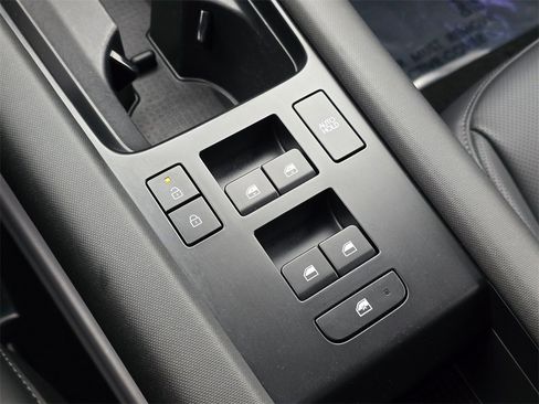 Certified 2023 Hyundai Ioniq 6 SEL image 31