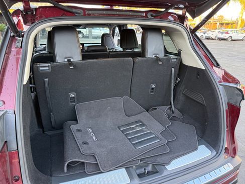 Used 2023 INFINITI QX60 Luxe w/ Performance Audio Package image 22