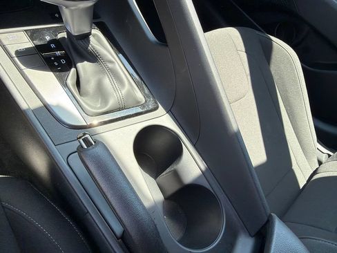 Certified 2025 Hyundai Elantra Sport FWD image 31