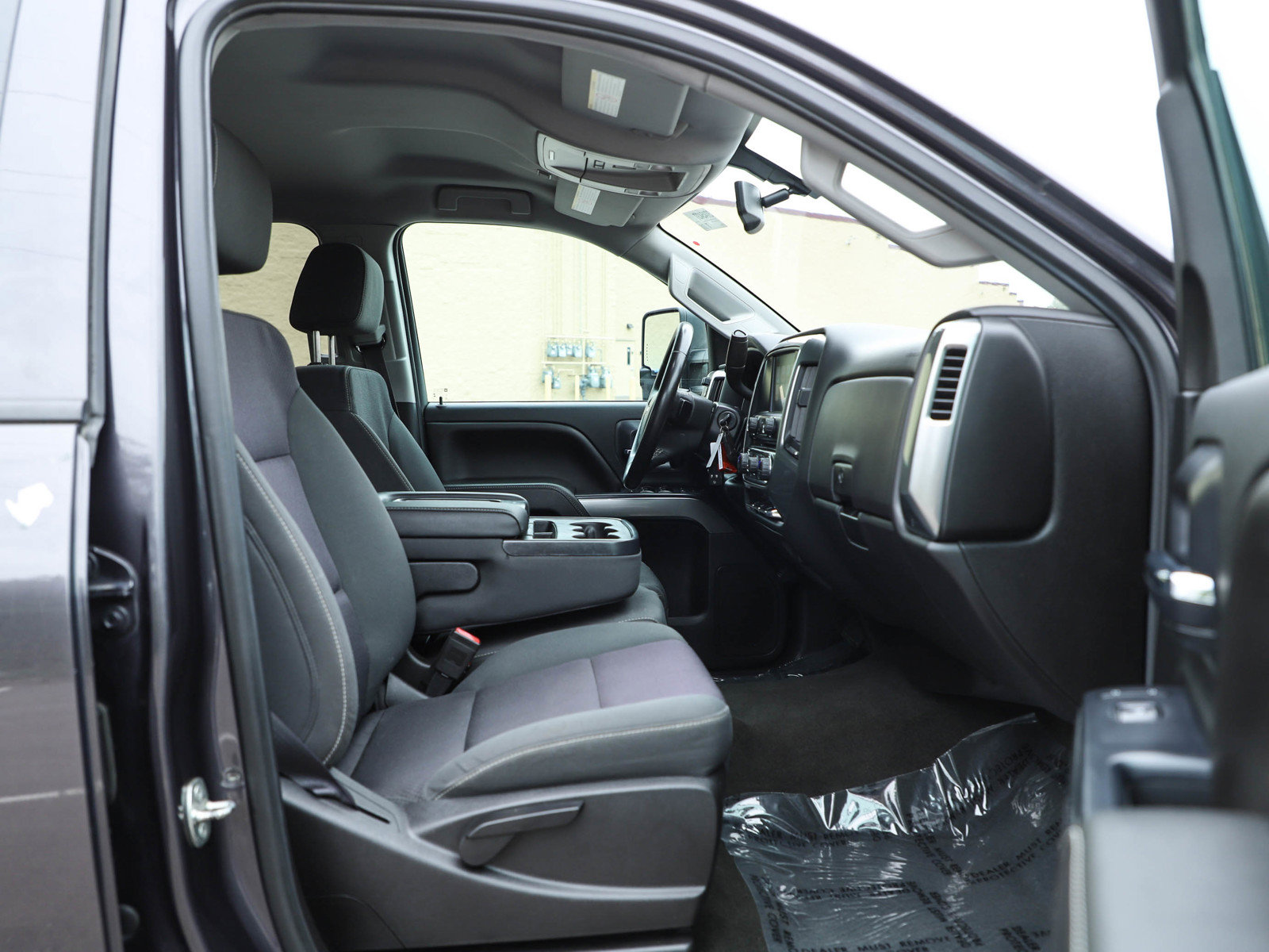 Used 2016 Chevrolet Silverado 2500 LT w/ LT Convenience Package AWD/4WD image 11