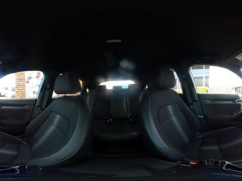 Used 2025 Honda Civic Sport image 41