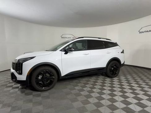 Certified 2026 Kia Sportage X-Line w/ X-Line Premium Package image 4