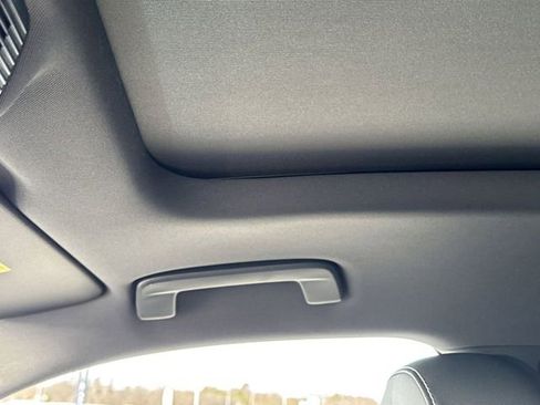 New 2026 Volkswagen Tiguan SE R-Line AWD/4WD image 14