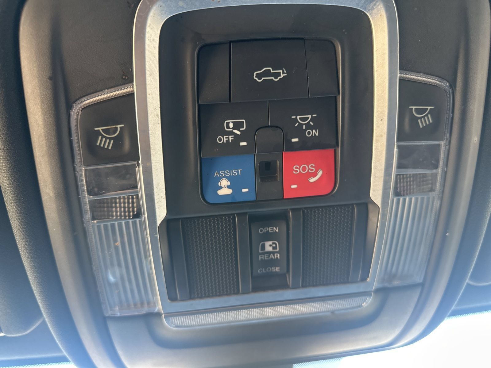 Used 2021 RAM 2500 Laramie AWD/4WD image 27