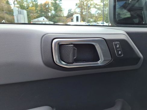 Used 2021 Ford Bronco Big Bend image 30