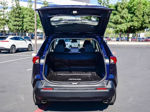 Certified 2024 Toyota RAV4 XLE image 31