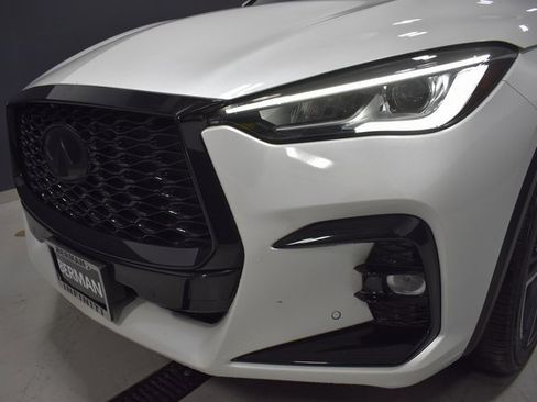 Used 2023 INFINITI QX50 Sport image 11