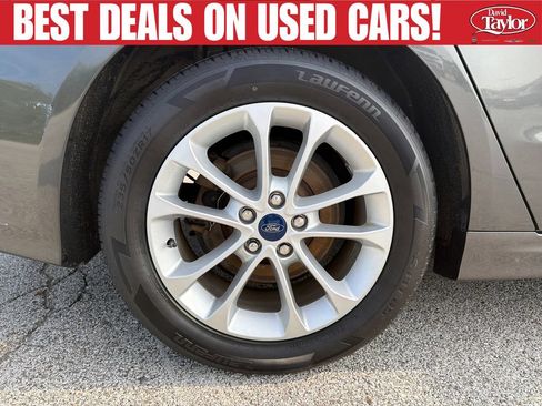 Used 2020 Ford Fusion SE FWD image 29