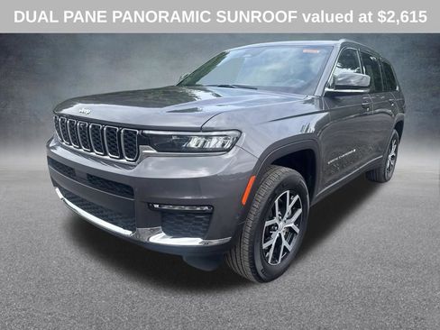 Used 2025 Jeep Grand Cherokee L Limited w/ Luxury Tech Group II AWD/4WD image 3