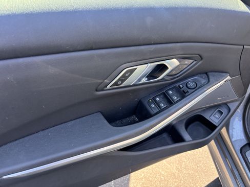 Used 2023 BMW 330i Sedan w/ M Sport Package RWD image 14