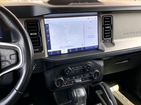 Used 2022 Ford Bronco Outer Banks AWD/4WD image 7