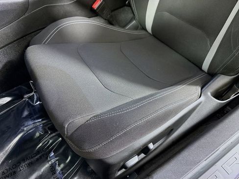 Certified 2021 Chevrolet Camaro LT w/ Technology Package image 22