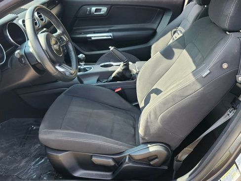 Used 2020 Ford Mustang Coupe image 11