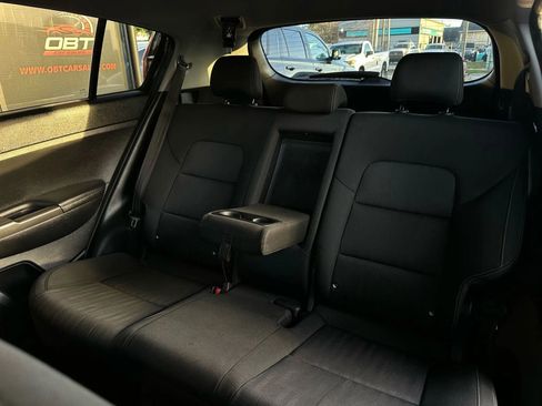 Used 2021 Kia Sportage LX AWD/4WD image 8