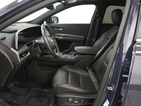 Used 2024 Cadillac XT4 Premium Luxury image 24