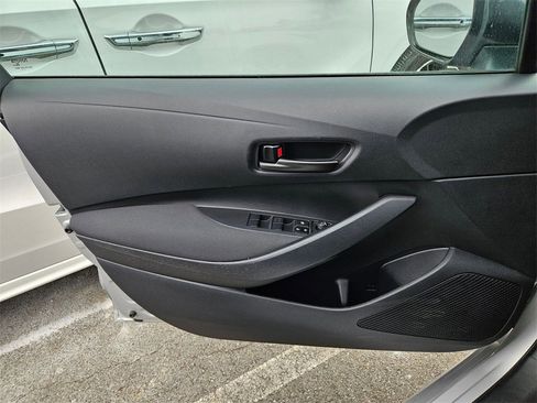 Used 2024 Toyota Corolla LE image 7