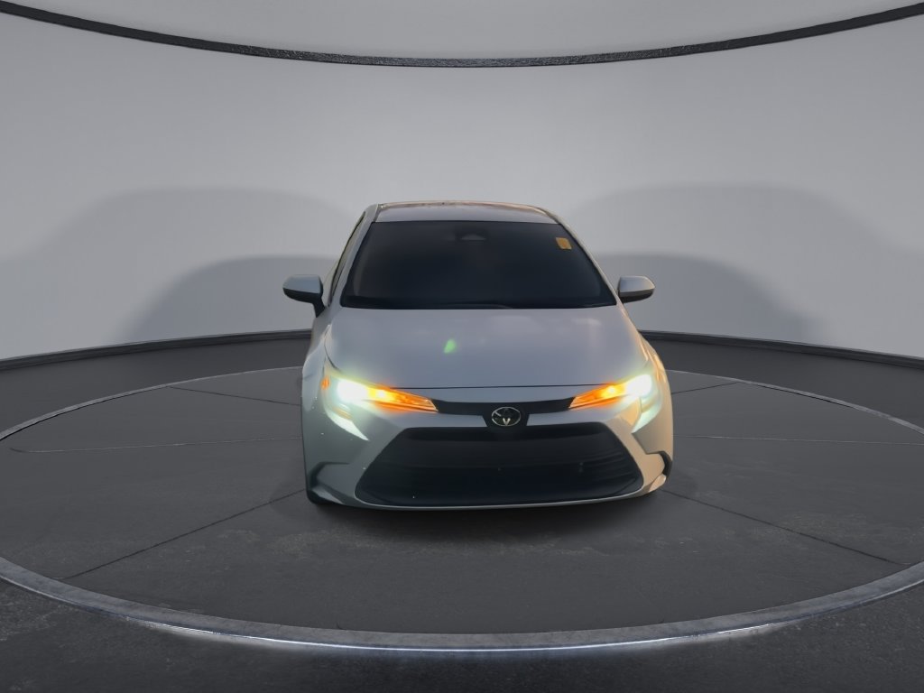 Used 2023 Toyota Corolla LE FWD image 3