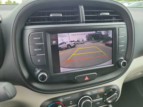 Certified 2023 Kia Soul LX w/ Option Group 015 FWD image 27