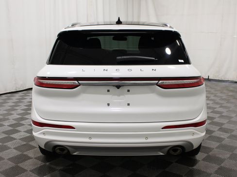 Used 2022 Lincoln Corsair AWD w/ Premium Package image 31