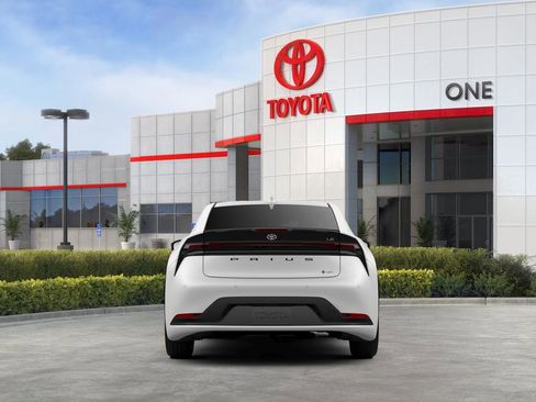 New 2026 Toyota Prius LE image 38