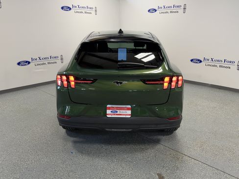 Used 2025 Ford Mustang Mach-E Premium AWD/4WD image 31
