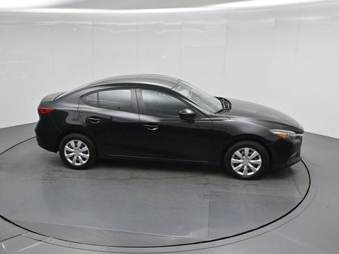 Used 2018 MAZDA MAZDA3 Sport image 50