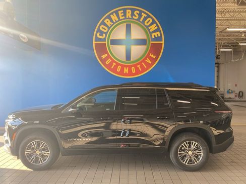 New 2026 Chevrolet Traverse LT w/ Driver Confidence Package image 17