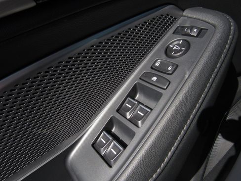 Certified 2025 Acura MDX FWD image 25