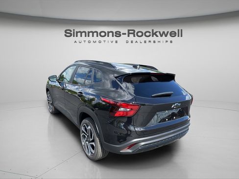New 2026 Chevrolet Trax RS w/ Driver Confidence Package FWD image 3